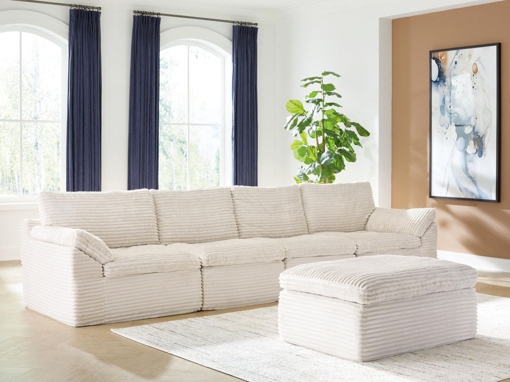 Fannin - 4-Piece Sectional With Ottoman - Ivory by Unique Piece Furniture