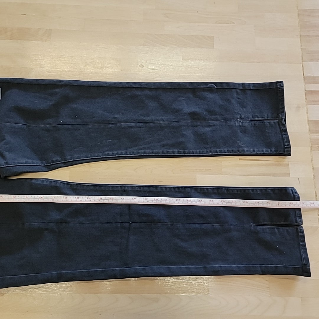 Levi's Size 32x32 Black 314 Shaping Straight Jeans NWT by Sweet Repeats