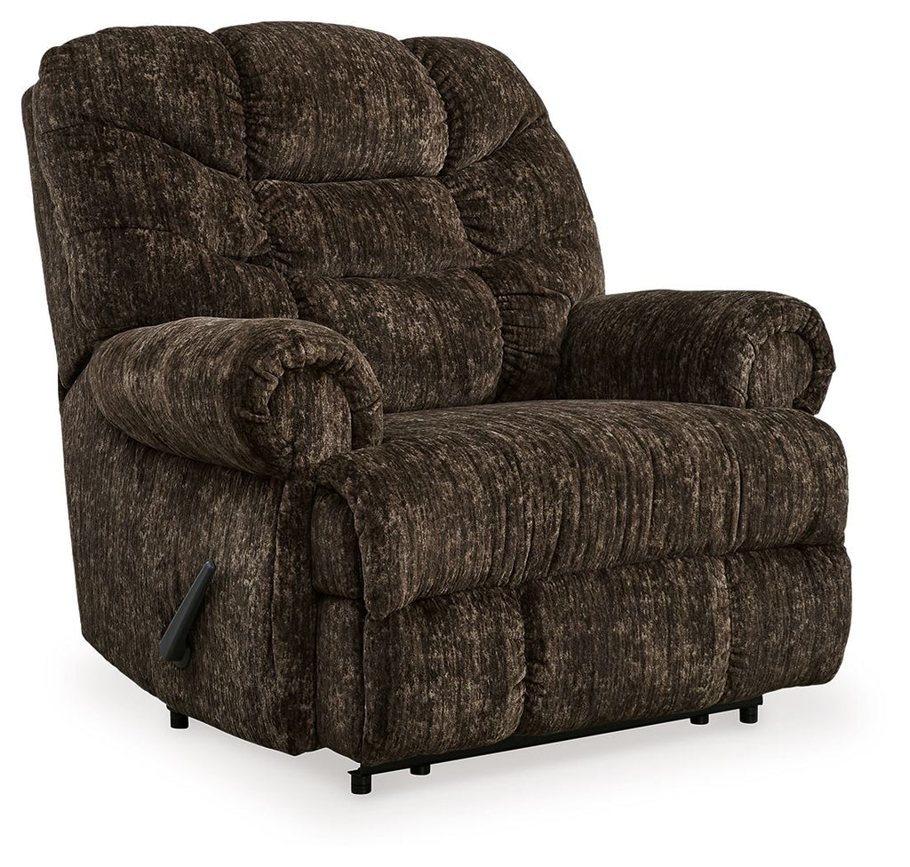 Movie Man - Zero Wall Recliner by Unique Piece Furniture
