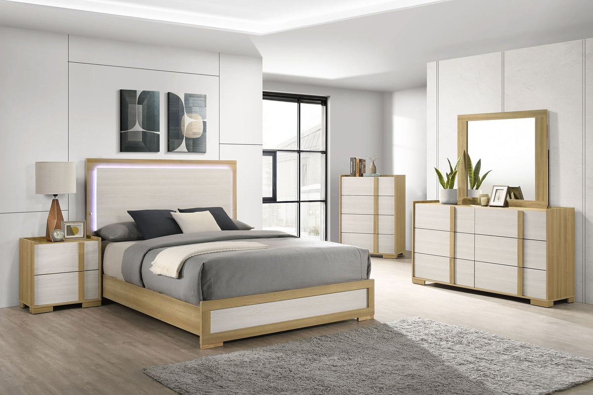 Hyland 5-piece Queen Bedroom Set Natural by Unique Piece Furniture