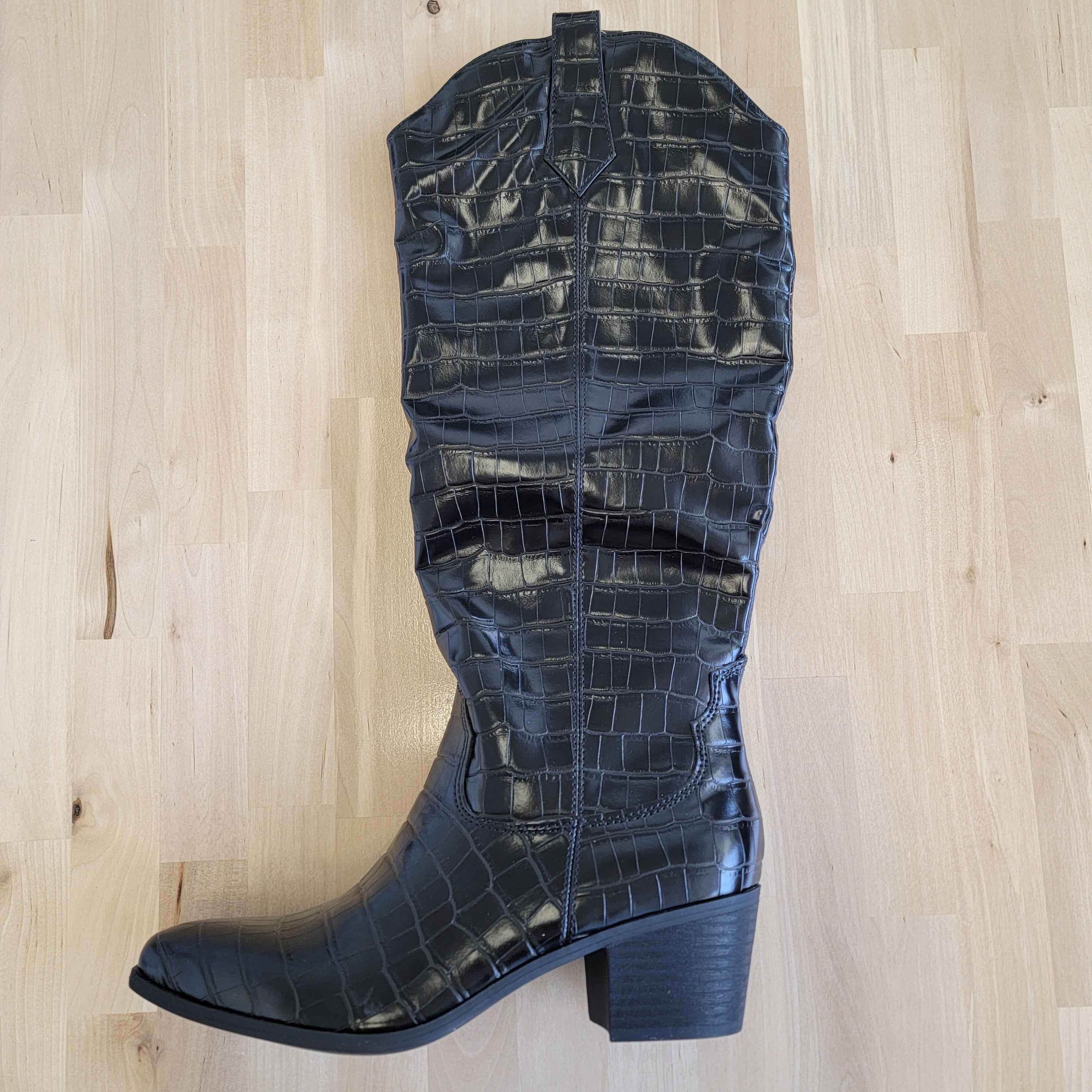 SunStone Shoe Size 5.5 Black Boots by Sweet Repeats