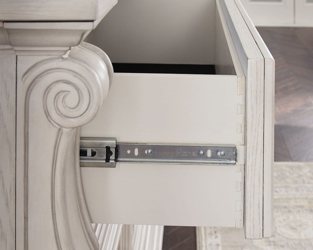Bruchandi - Dresser by Unique Piece Furniture