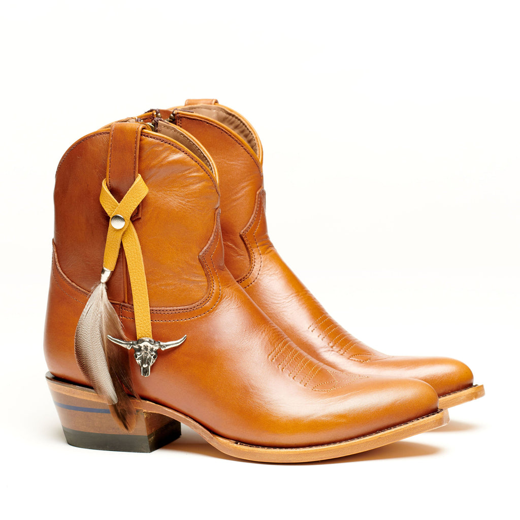 Feathered Boot Charm by Alvies