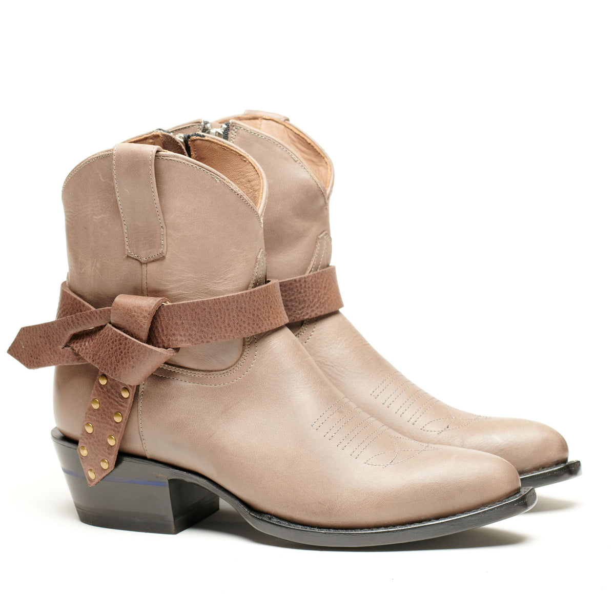 Boot Knot by Alvies