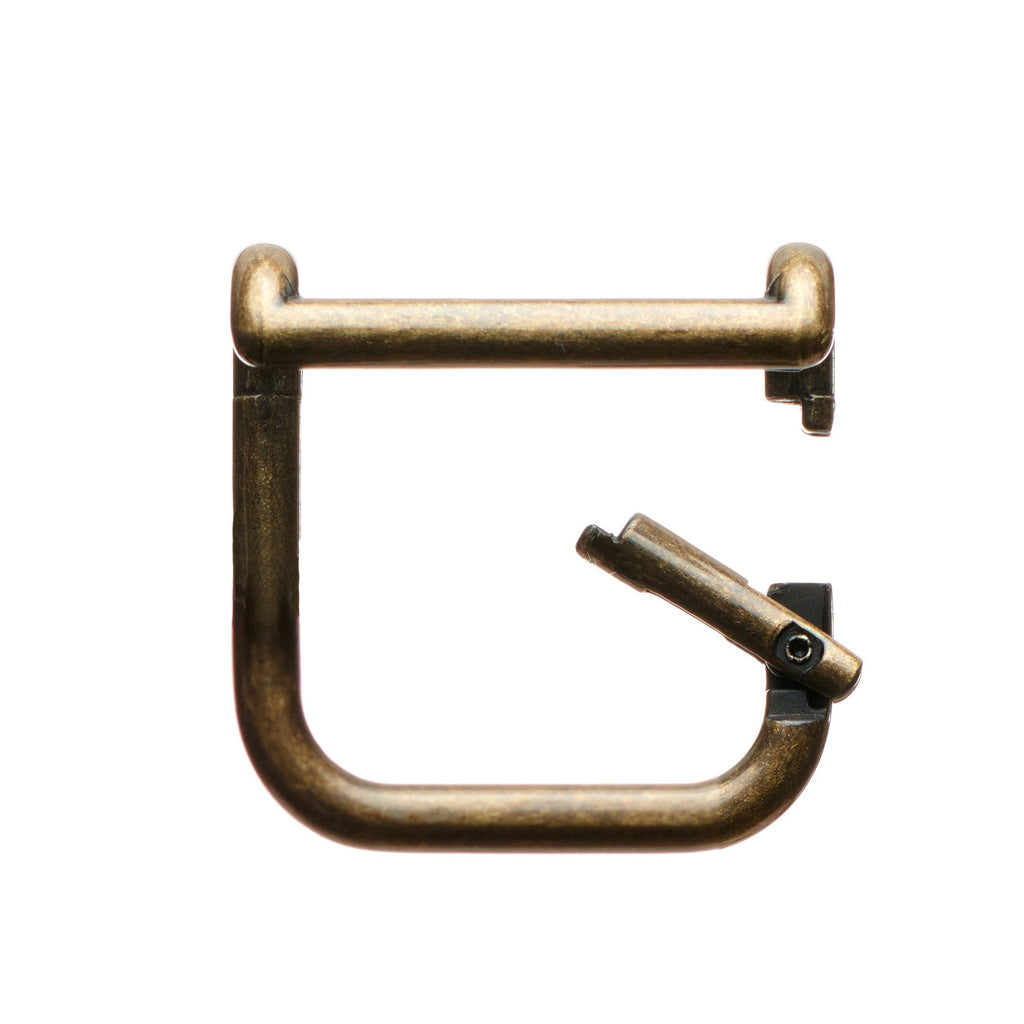 Boot Pull Clip by Alvies