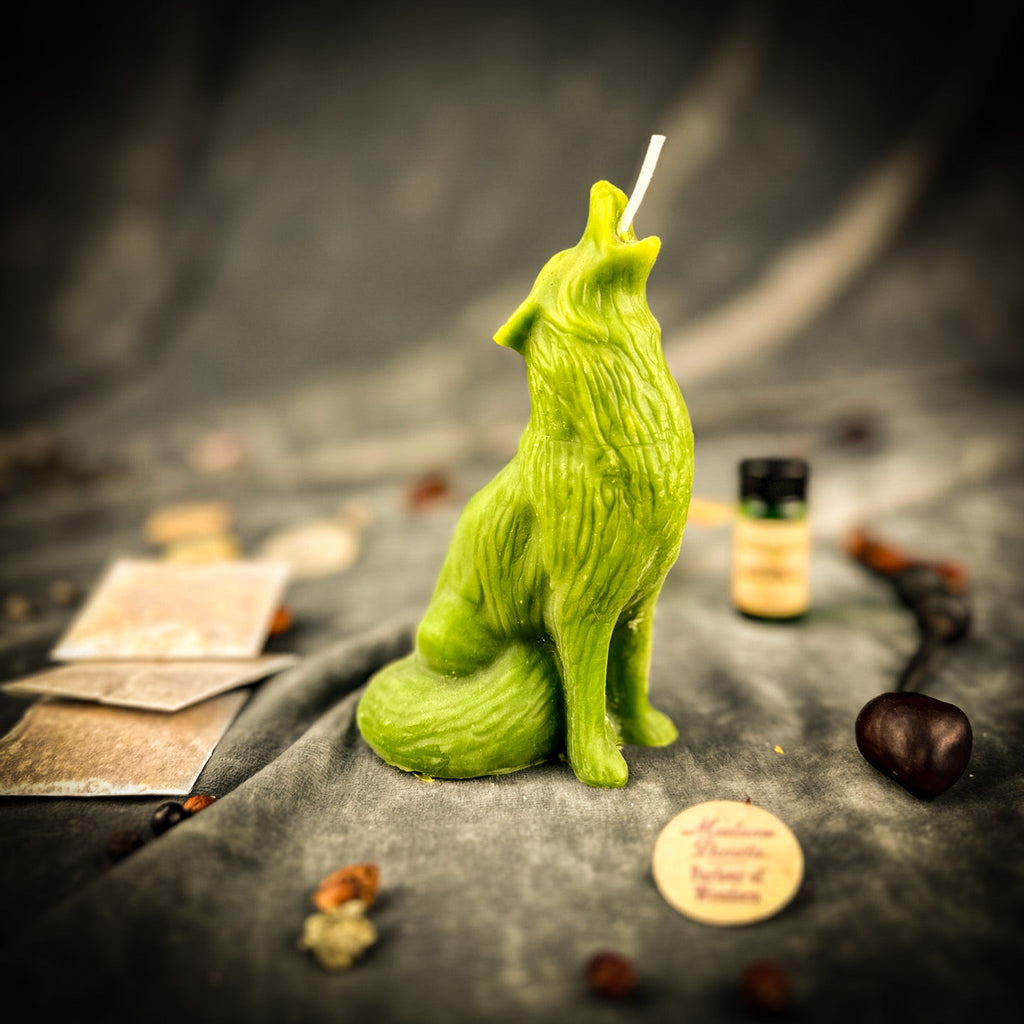 Howling Wolf Candle Spell Kit - Authentic Voice & Courage Magic by Parlour of Wonders