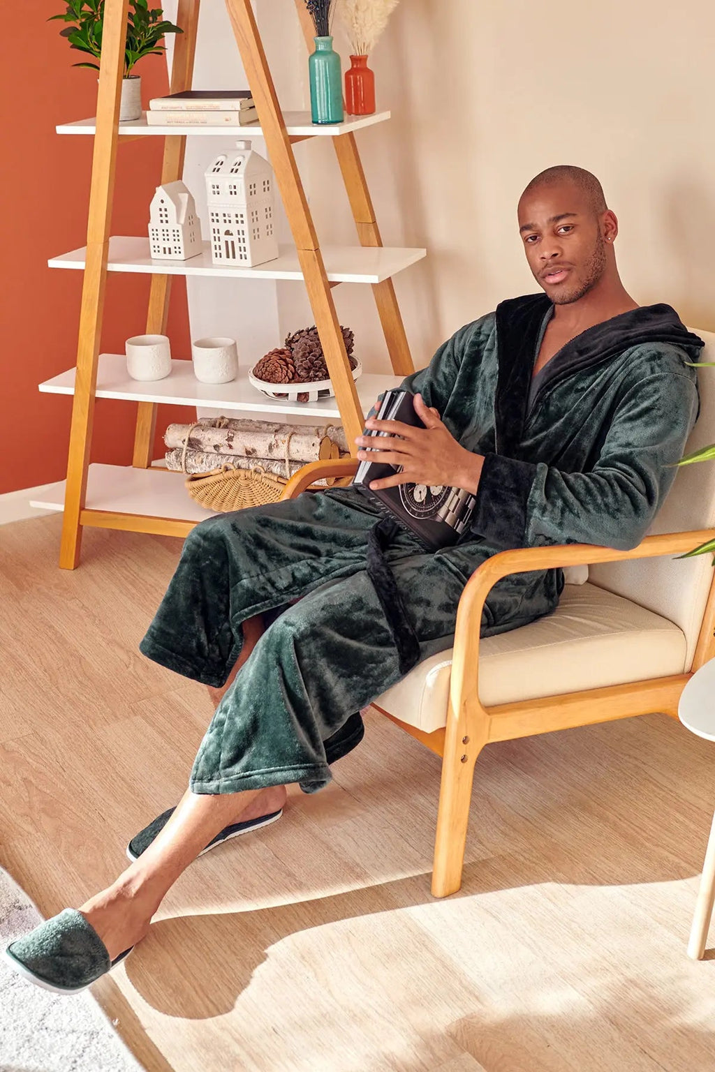 Men’s Robe with Hood – Ultra-Soft Plush Comfort for Everyday Use by Lotus Linen