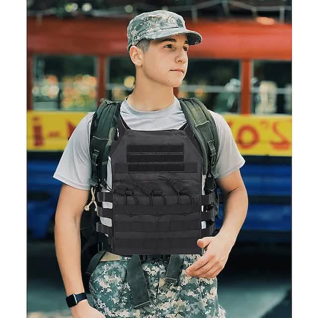 Men's Military Tactical Vest by DailySale