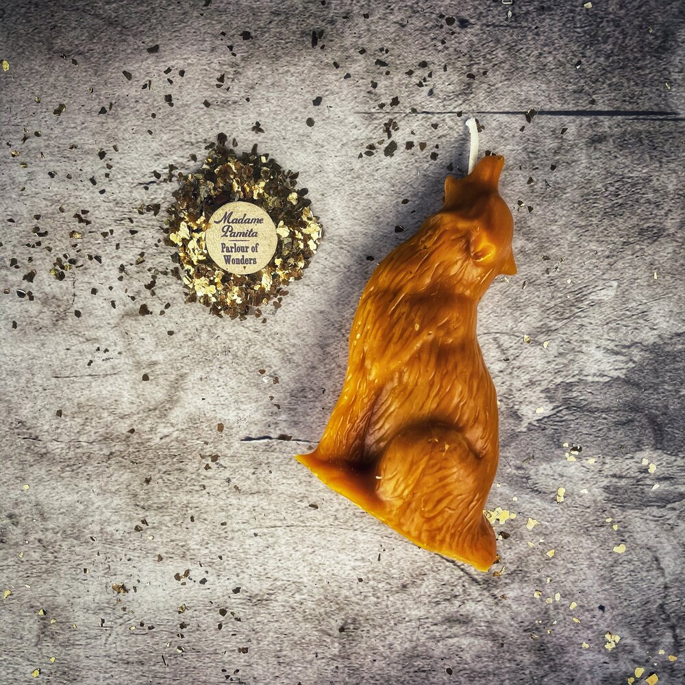 Howling Wolf Candle Spell Kit - Authentic Voice & Courage Magic by Parlour of Wonders