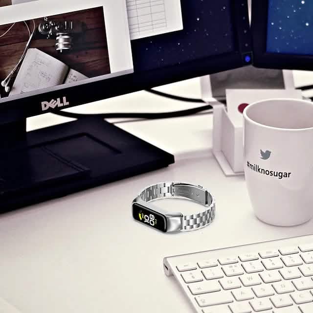 Smart Watch Band for Samsung Galaxy Fit 2(SM-R220) by DailySale