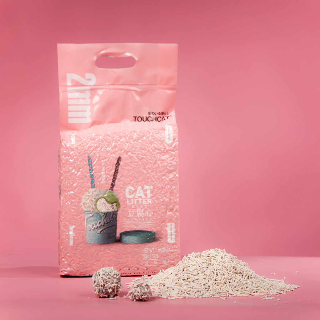 Touchcat 'Litter-ally Natural' Absorbant and Clumping Cat Litter w/ New Technology - Natural Flavor by Pet Life