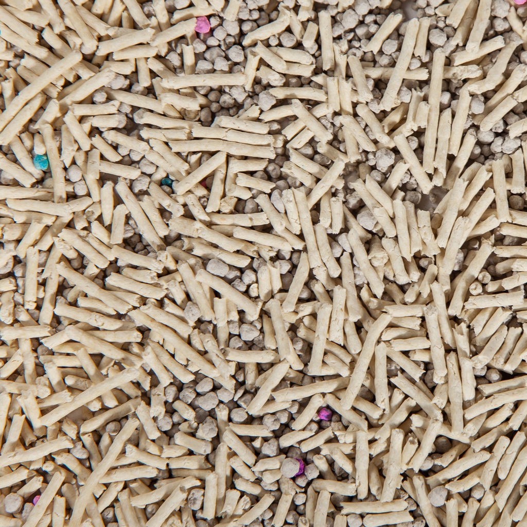 Touchcat 'Litter-ally Natural' Absorbant and Clumping Cat Litter w/ New Technology - w/ Active Carbon by Pet Life