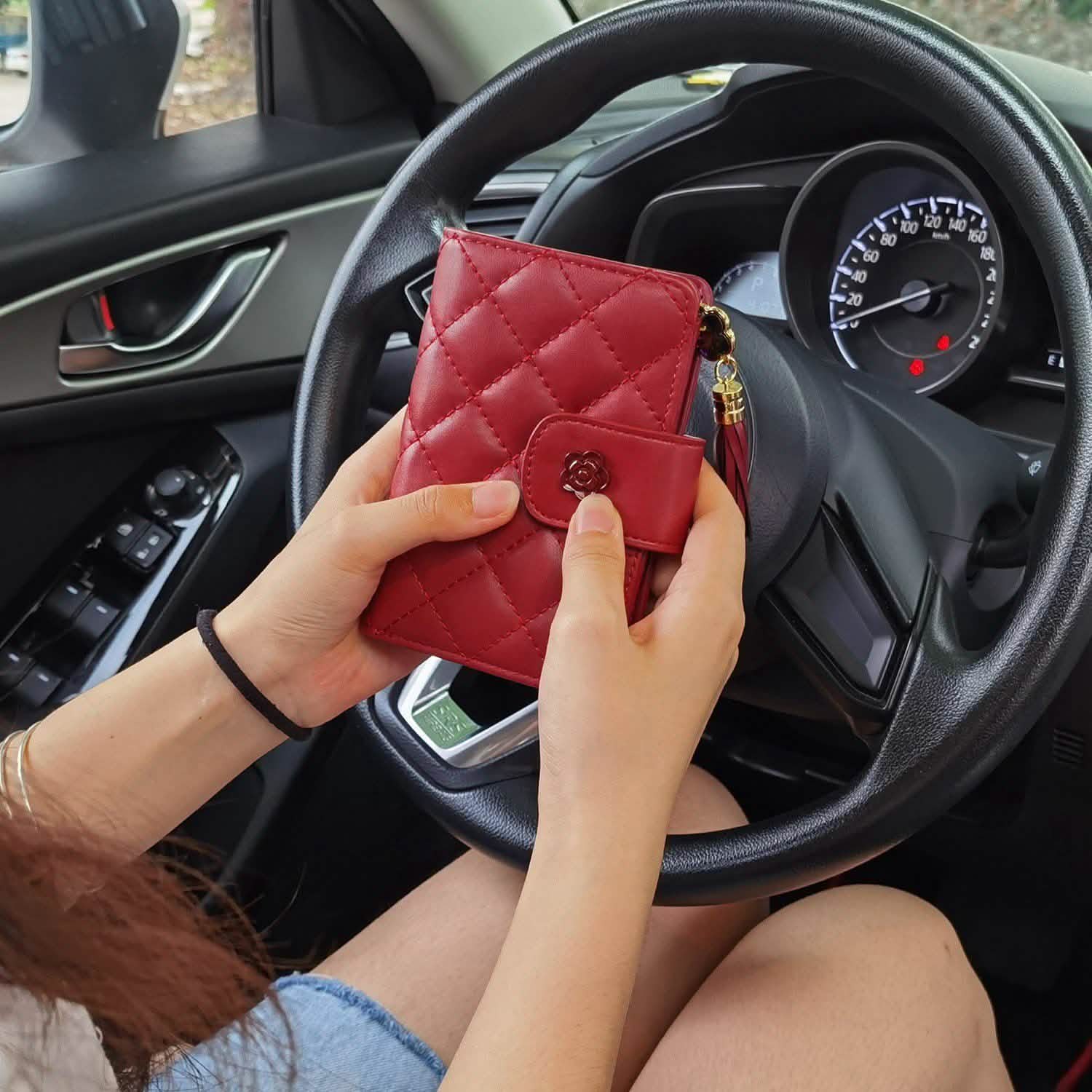 Women PU Leather Clutch Wallet by DailySale