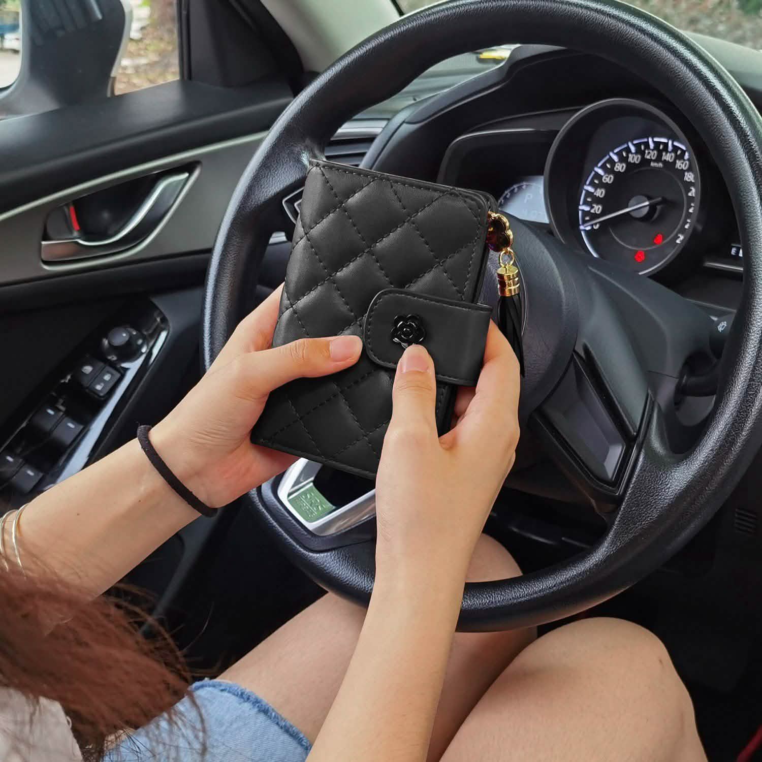 Women PU Leather Clutch Wallet by DailySale