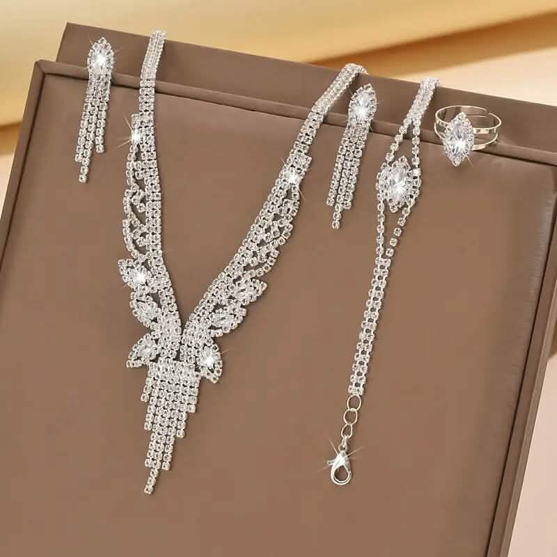 Women's Fashion Elegant Jewelry Set by DailySale