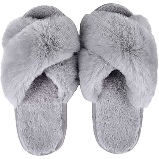 Women's Soft Plush Lightweight House Slippers by DailySale
