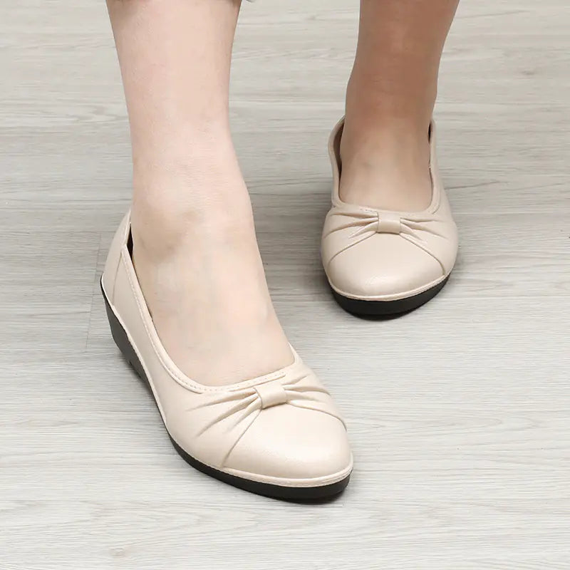 Low-top PVC Plain Faux Leather Shoes by Trendy Attic Store01