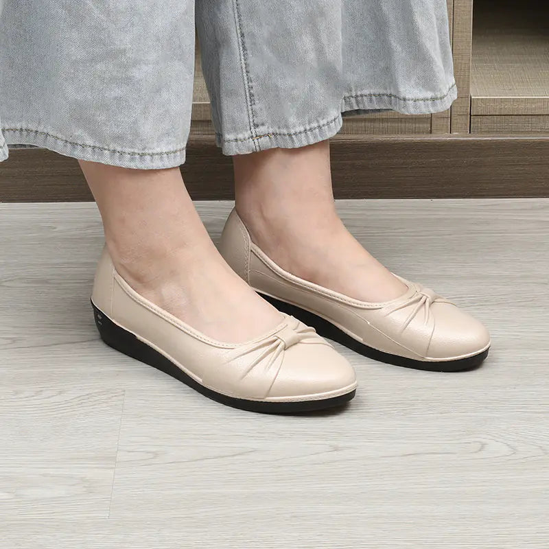 Low-top PVC Plain Faux Leather Shoes by Trendy Attic Store01